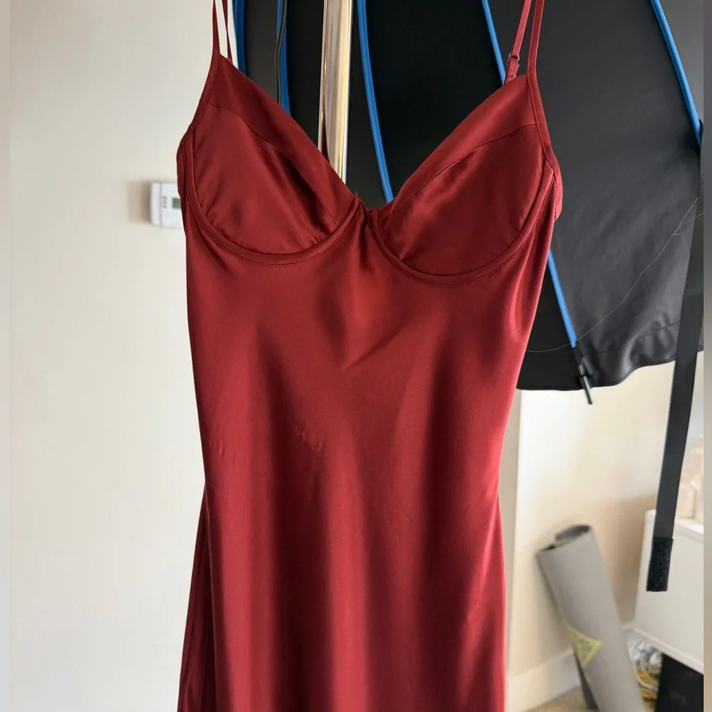 Reformation Silk Neva Dress in Romance, *light flaws* - Picture 5 of 11